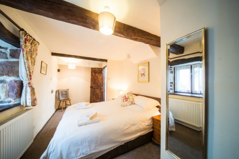 Scafell downstairs double bedroom