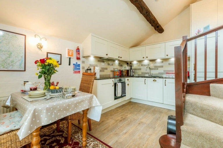 Stanley Ghyll Dining Area & Kitchen