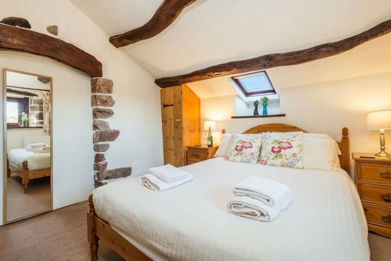 Wrynose king-size bed