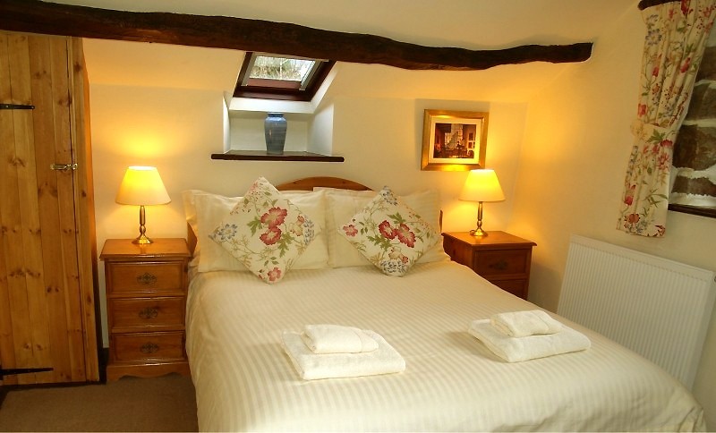 Wrynose Cottage romantic bedroom